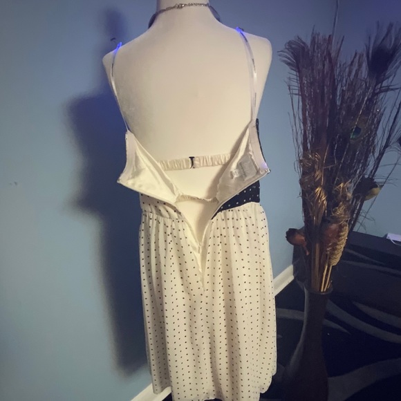 Cute little cocktail DRESS - Picture 8 of 8